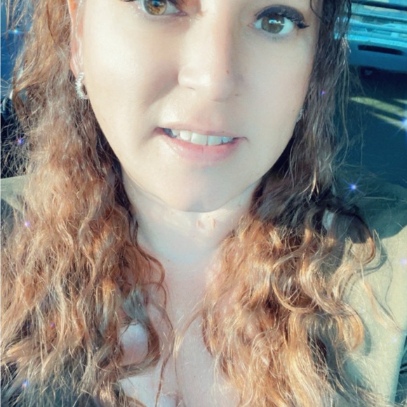 🌺🌸🌼 Like this and be notified when I’m going live 🌼🌸🌺 - Picture 8 of 11